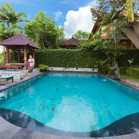 Sayong House Hotel
